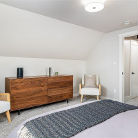 5725 39th Avenue NE, Seattle, WA 98105