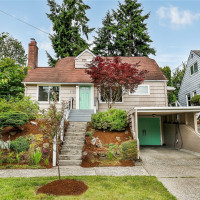 5725 39th Avenue NE, Seattle, WA 98105