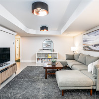 5725 39th Avenue NE, Seattle, WA 98105