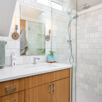 5725 39th Avenue NE, Seattle, WA 98105