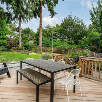 5725 39th Avenue NE, Seattle, WA 98105