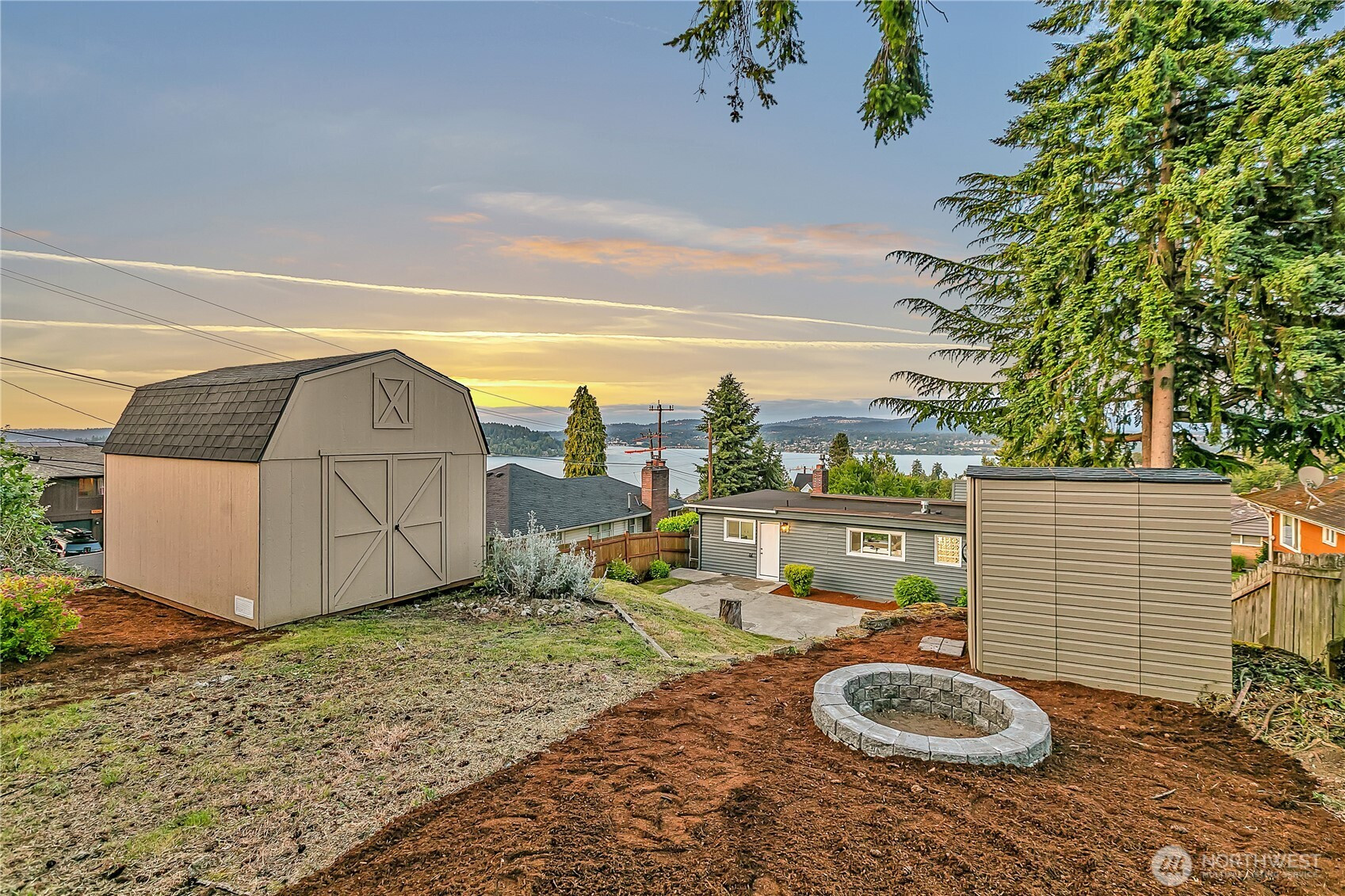 10209 65th Avenue S, Seattle, WA 98178