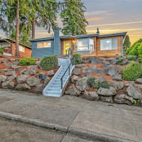10209 65th Avenue S, Seattle, WA 98178