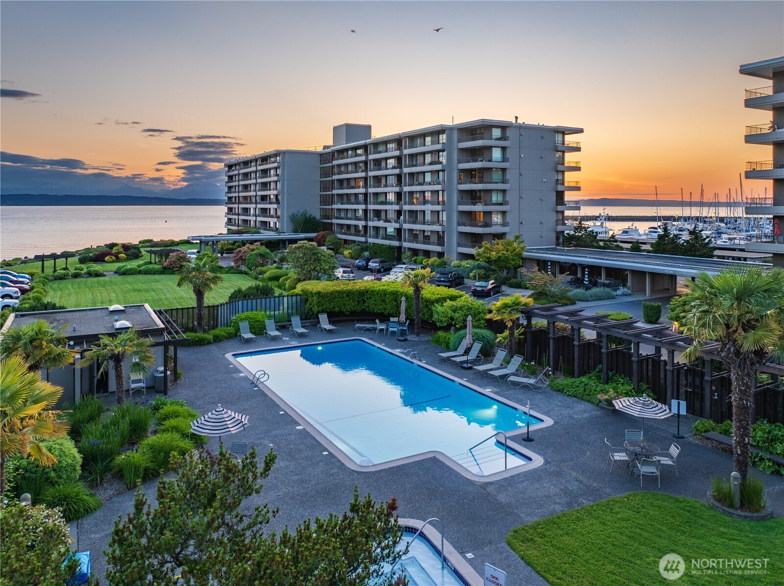 6533 Seaview Avenue NW, Seattle, WA 98117