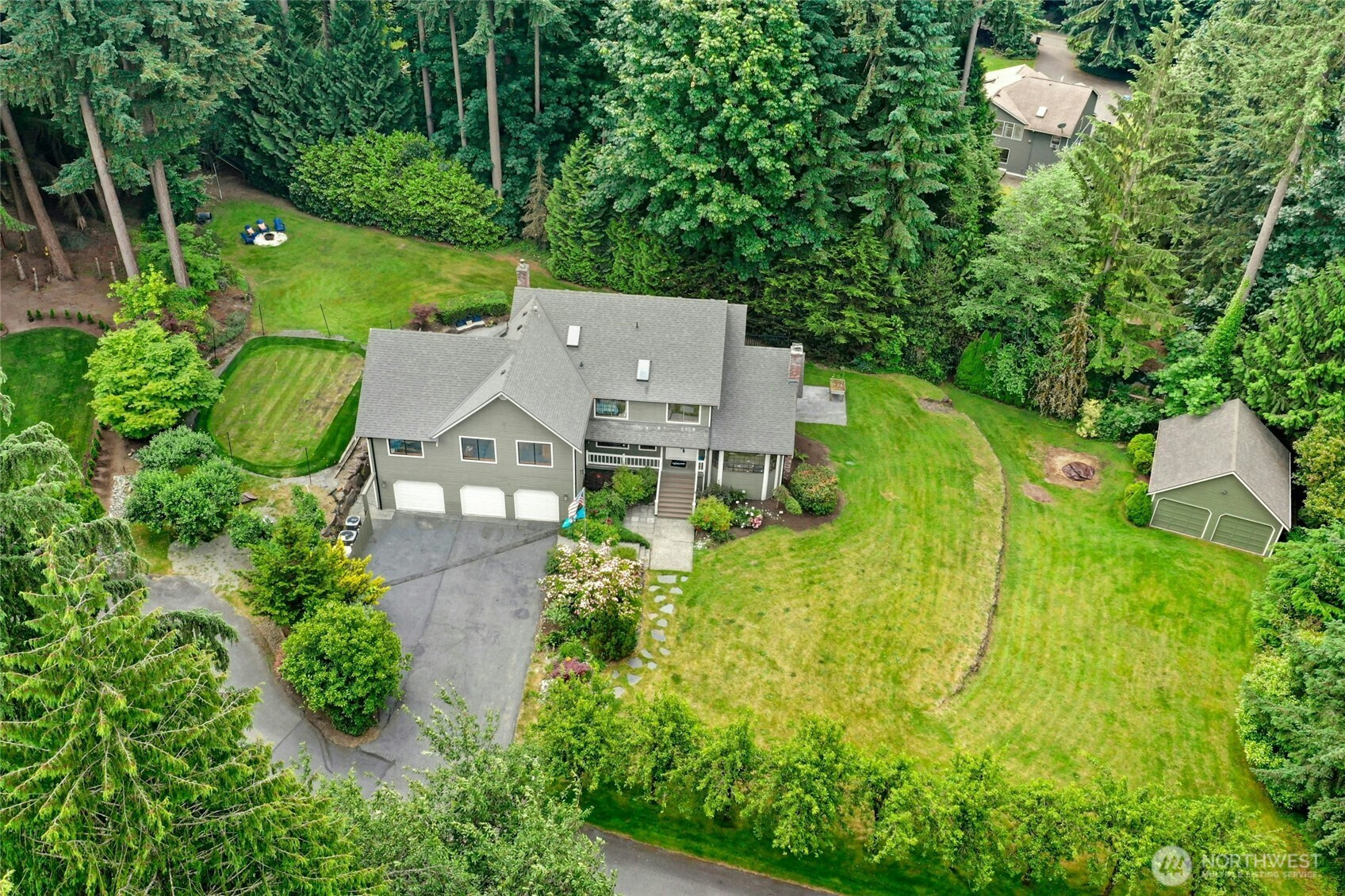 15841 NE 162nd Street, Woodinville, WA 98072