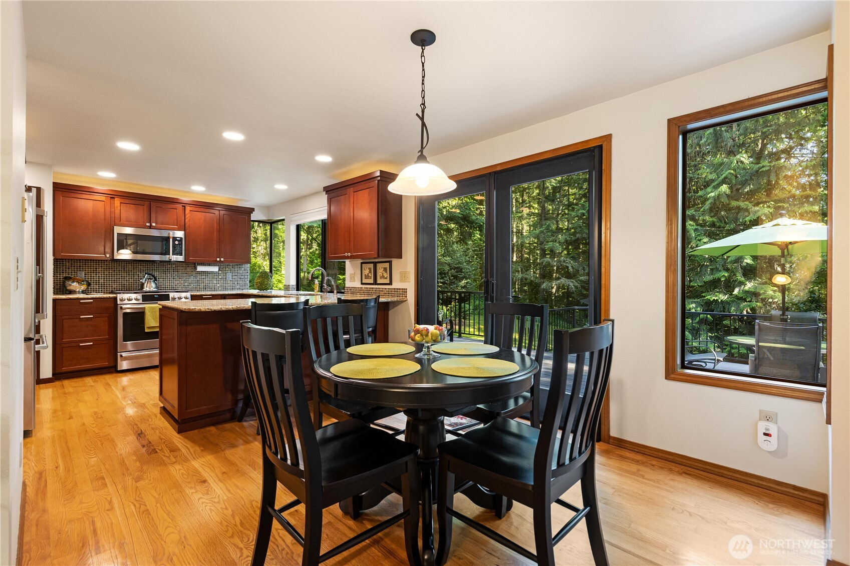 22913 NE 57 Street, Redmond, WA 98053