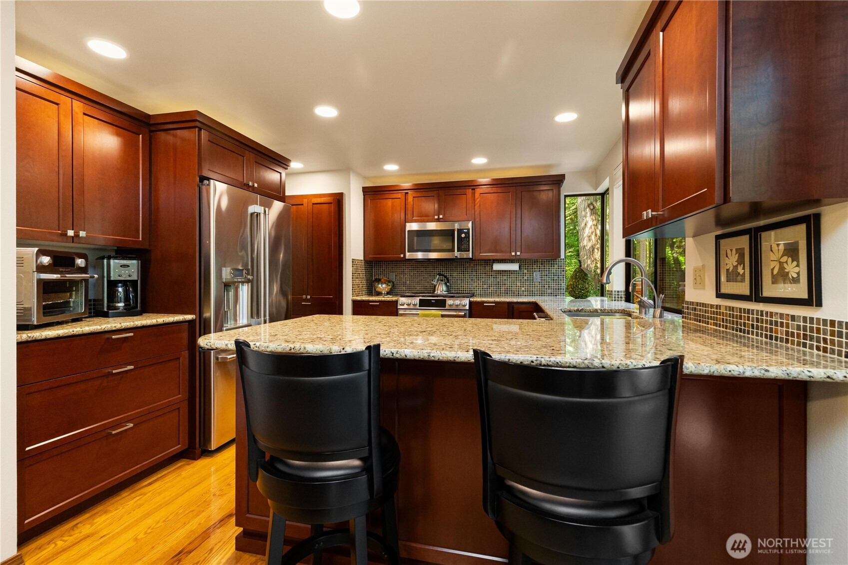 22913 NE 57 Street, Redmond, WA 98053