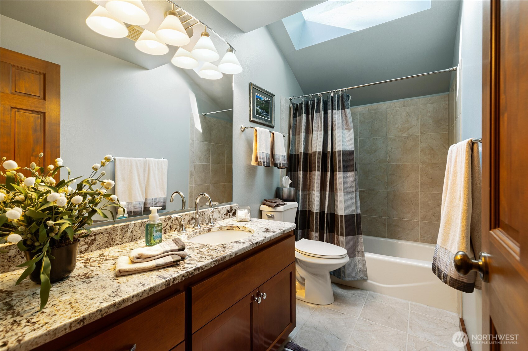 22913 NE 57 Street, Redmond, WA 98053