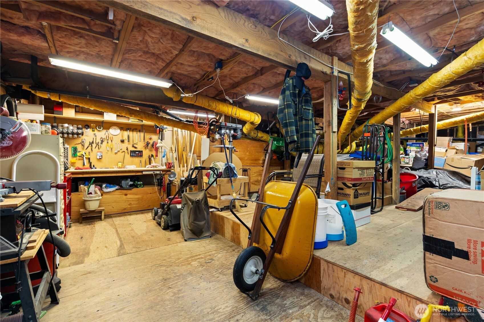 22913 NE 57 Street, Redmond, WA 98053