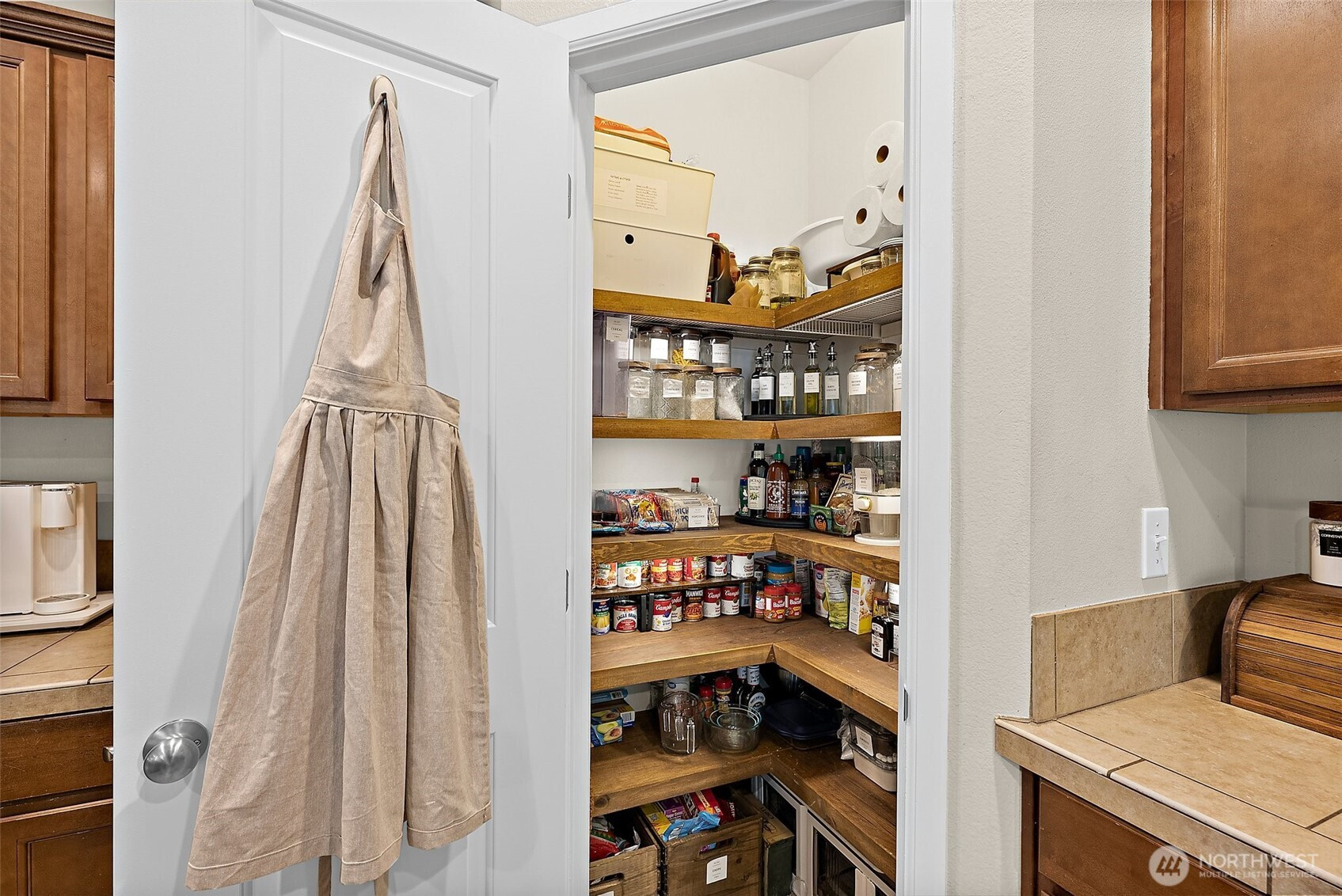 18219 73rd Avenue E, Puyallup, WA 98375