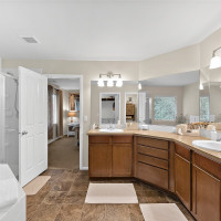 18219 73rd Avenue E, Puyallup, WA 98375