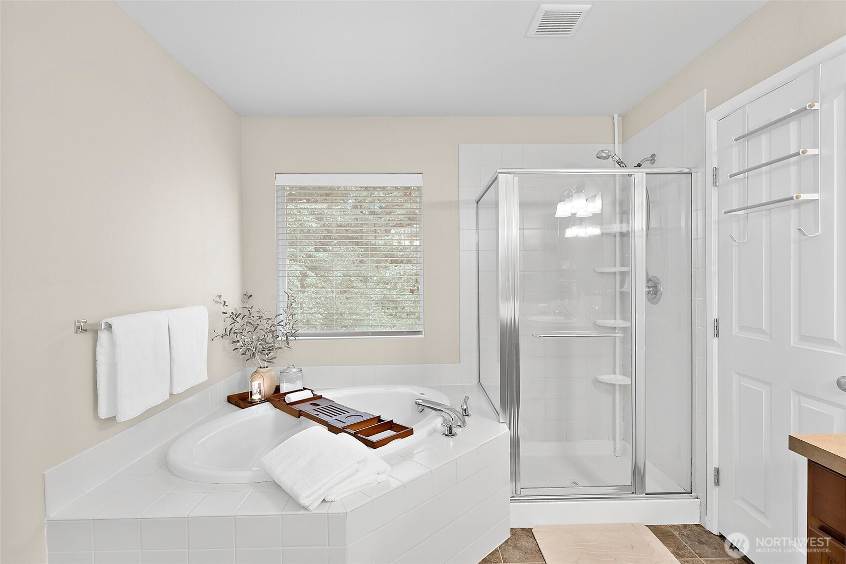 18219 73rd Avenue E, Puyallup, WA 98375