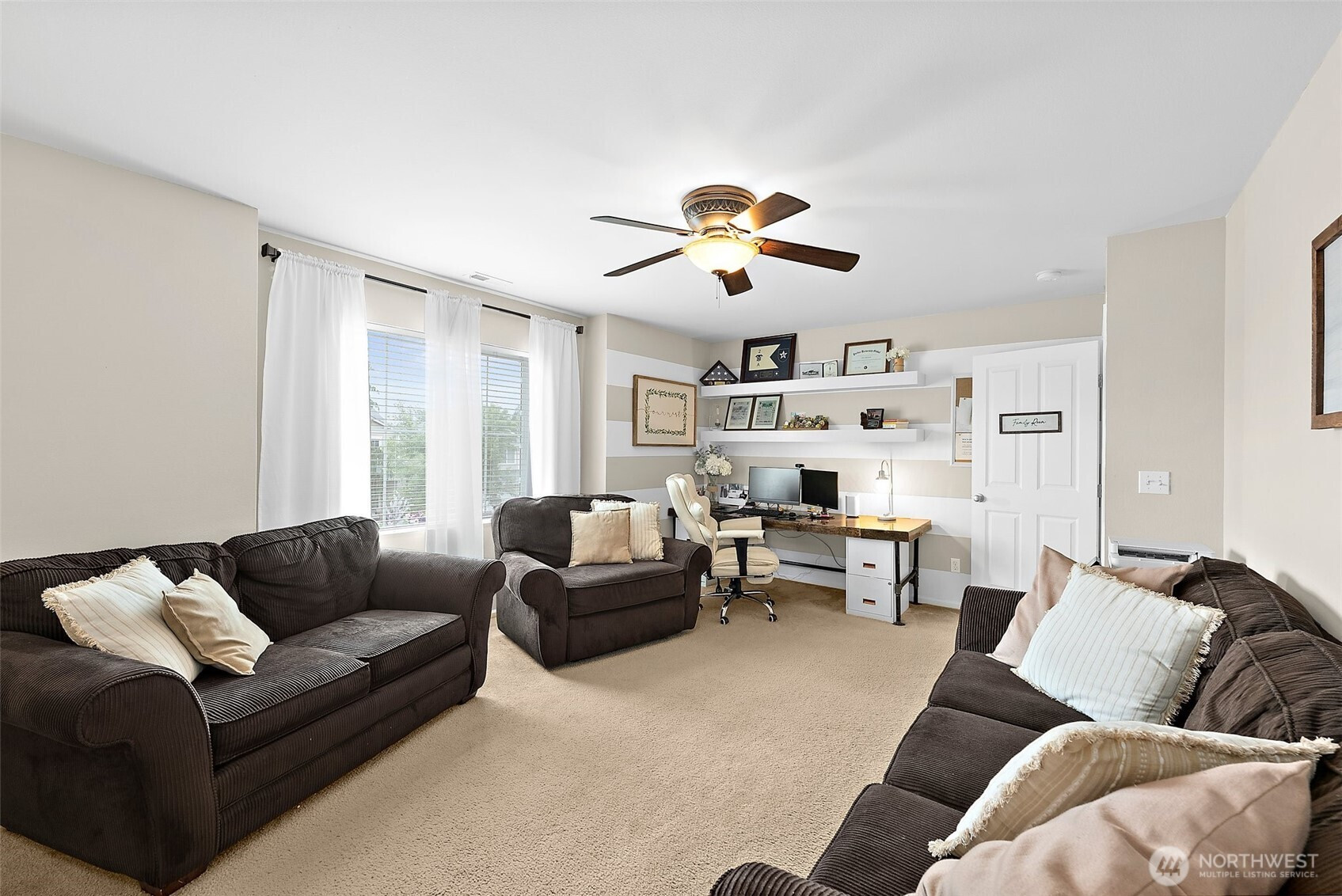 18219 73rd Avenue E, Puyallup, WA 98375