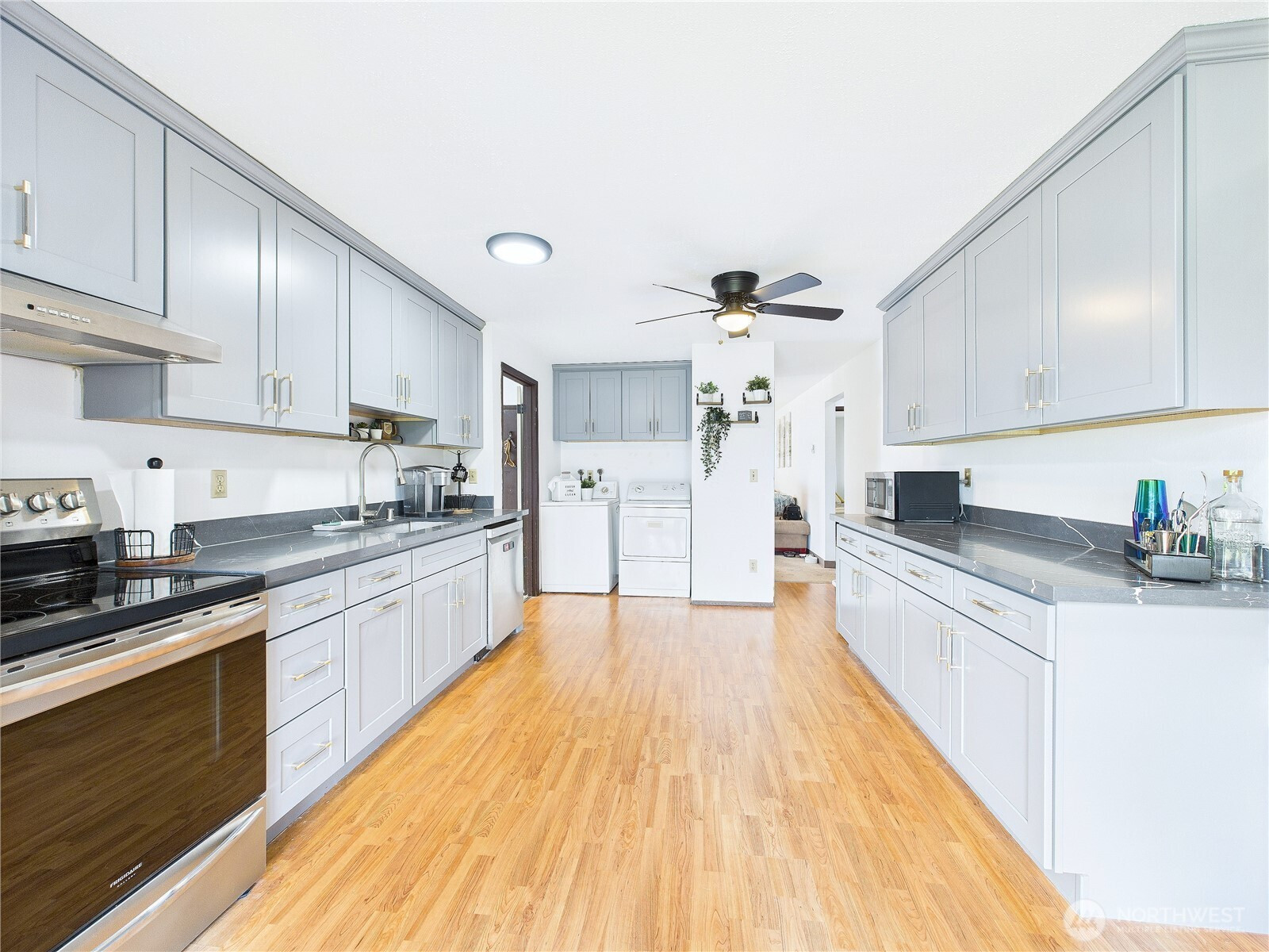 1301 E 62nd Street, Tacoma, WA 98404