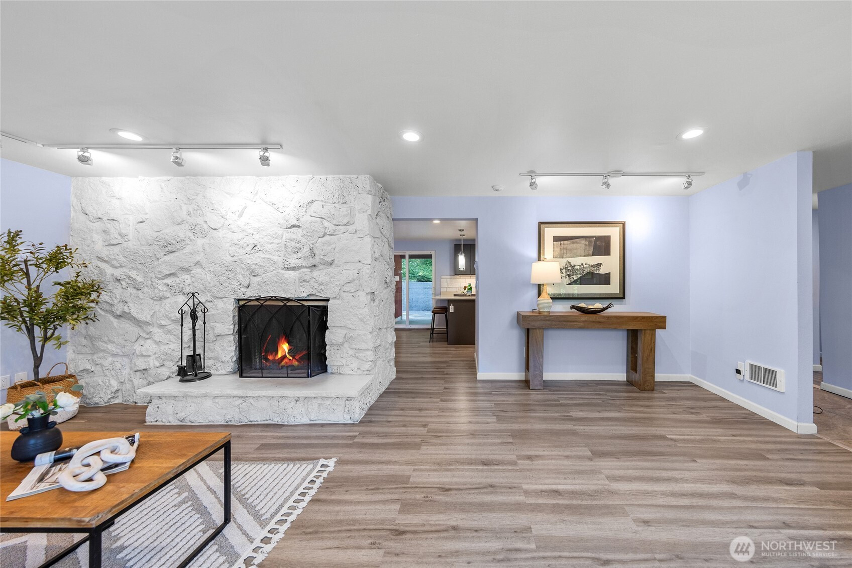 2463 74th Avenue SE, Mercer Island, WA 98040