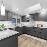 2463 74th Avenue SE, Mercer Island, WA 98040