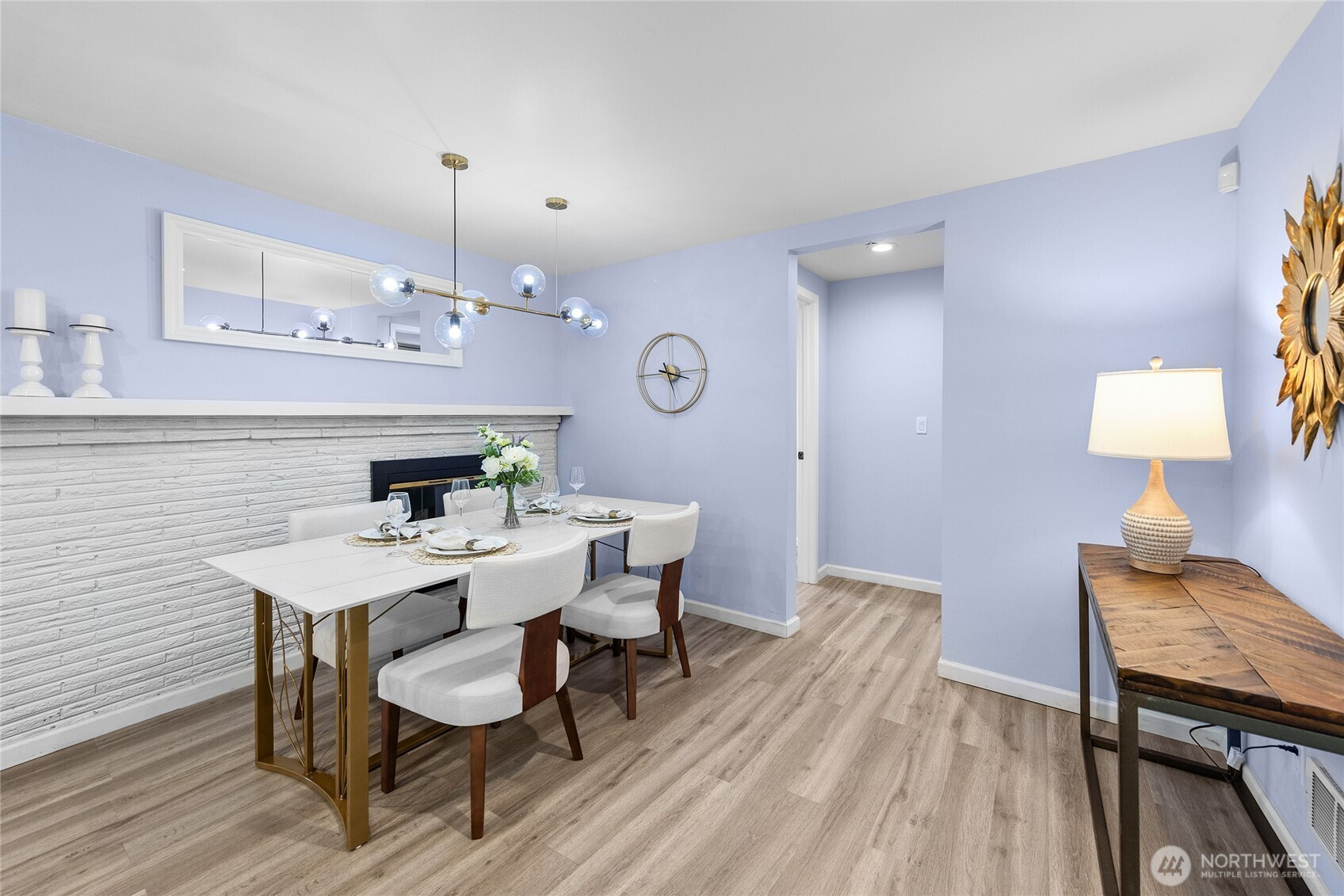 2463 74th Avenue SE, Mercer Island, WA 98040