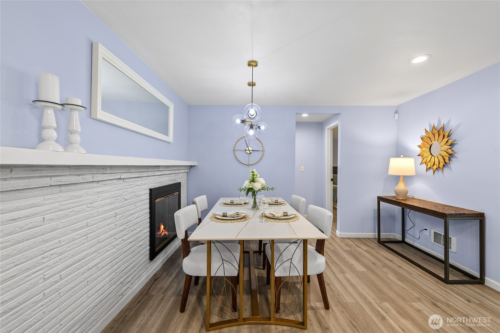 2463 74th Avenue SE, Mercer Island, WA 98040