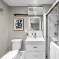 2463 74th Avenue SE, Mercer Island, WA 98040