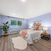 2463 74th Avenue SE, Mercer Island, WA 98040