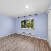 2463 74th Avenue SE, Mercer Island, WA 98040