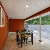 2463 74th Avenue SE, Mercer Island, WA 98040