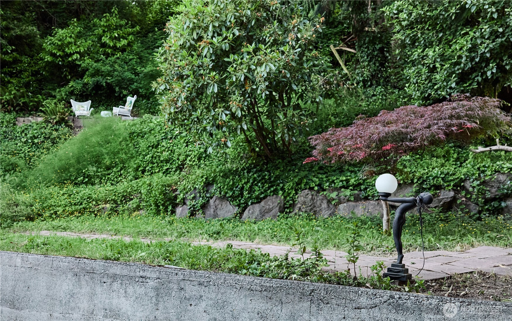 2463 74th Avenue SE, Mercer Island, WA 98040