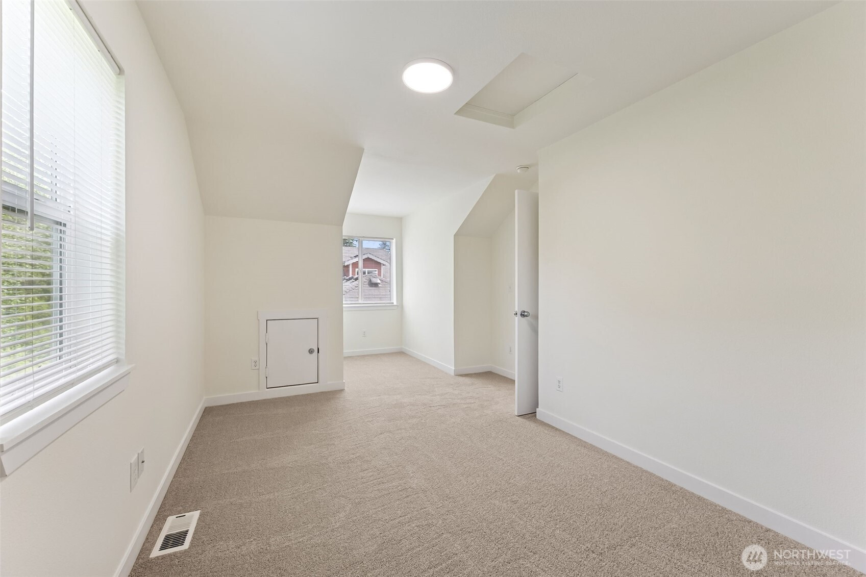 11501 7th Avenue Ct E, Tacoma, WA 98445