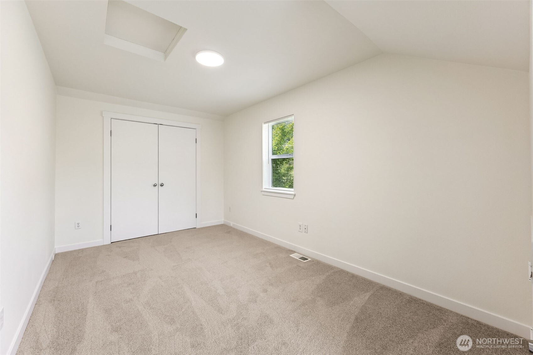 11501 7th Avenue Ct E, Tacoma, WA 98445