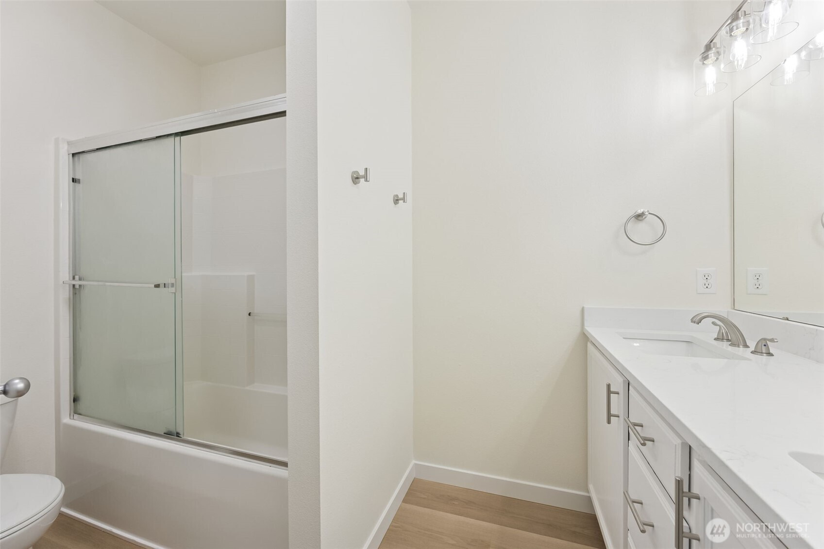 11501 7th Avenue Ct E, Tacoma, WA 98445