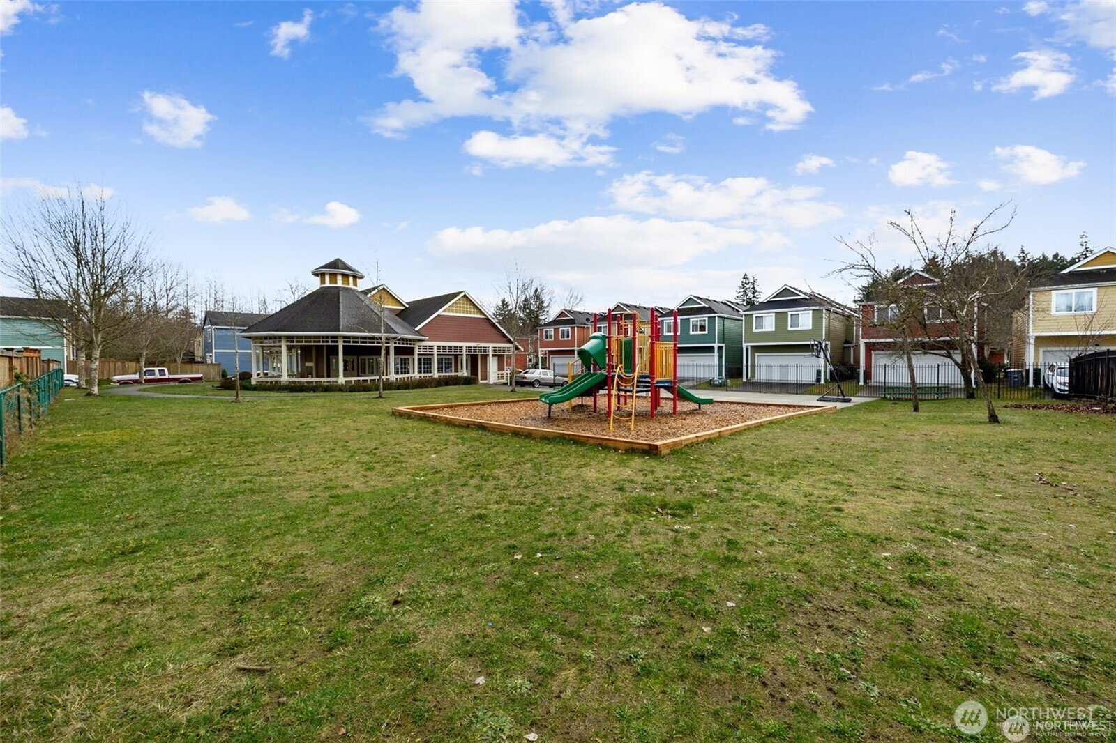 11501 7th Avenue Ct E, Tacoma, WA 98445