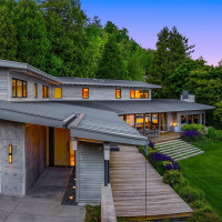 7964 E Mercer Way, Mercer Island, WA 98040