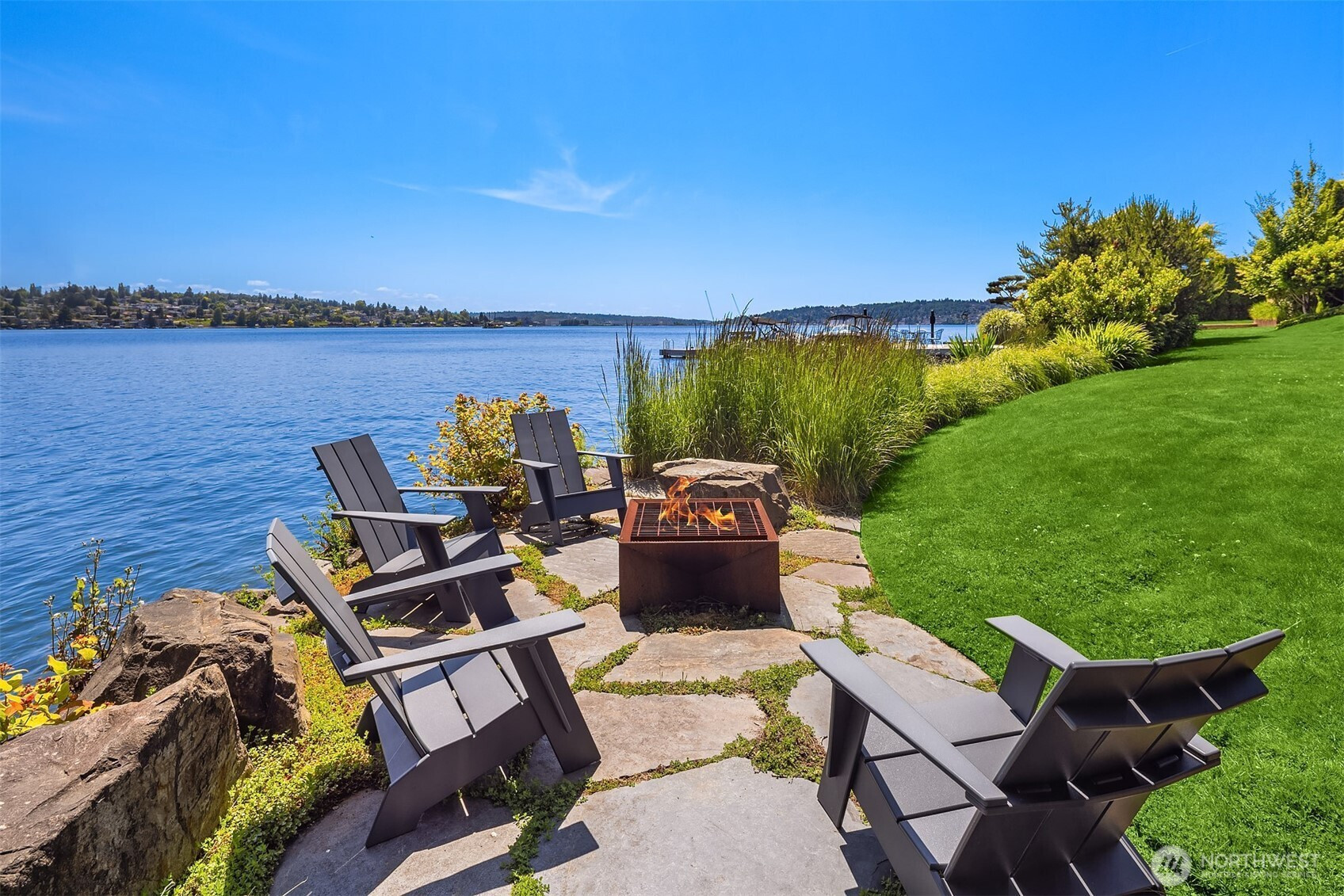 7964 E Mercer Way, Mercer Island, WA 98040