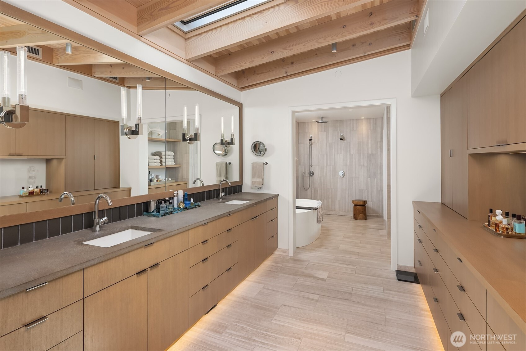 7964 E Mercer Way, Mercer Island, WA 98040