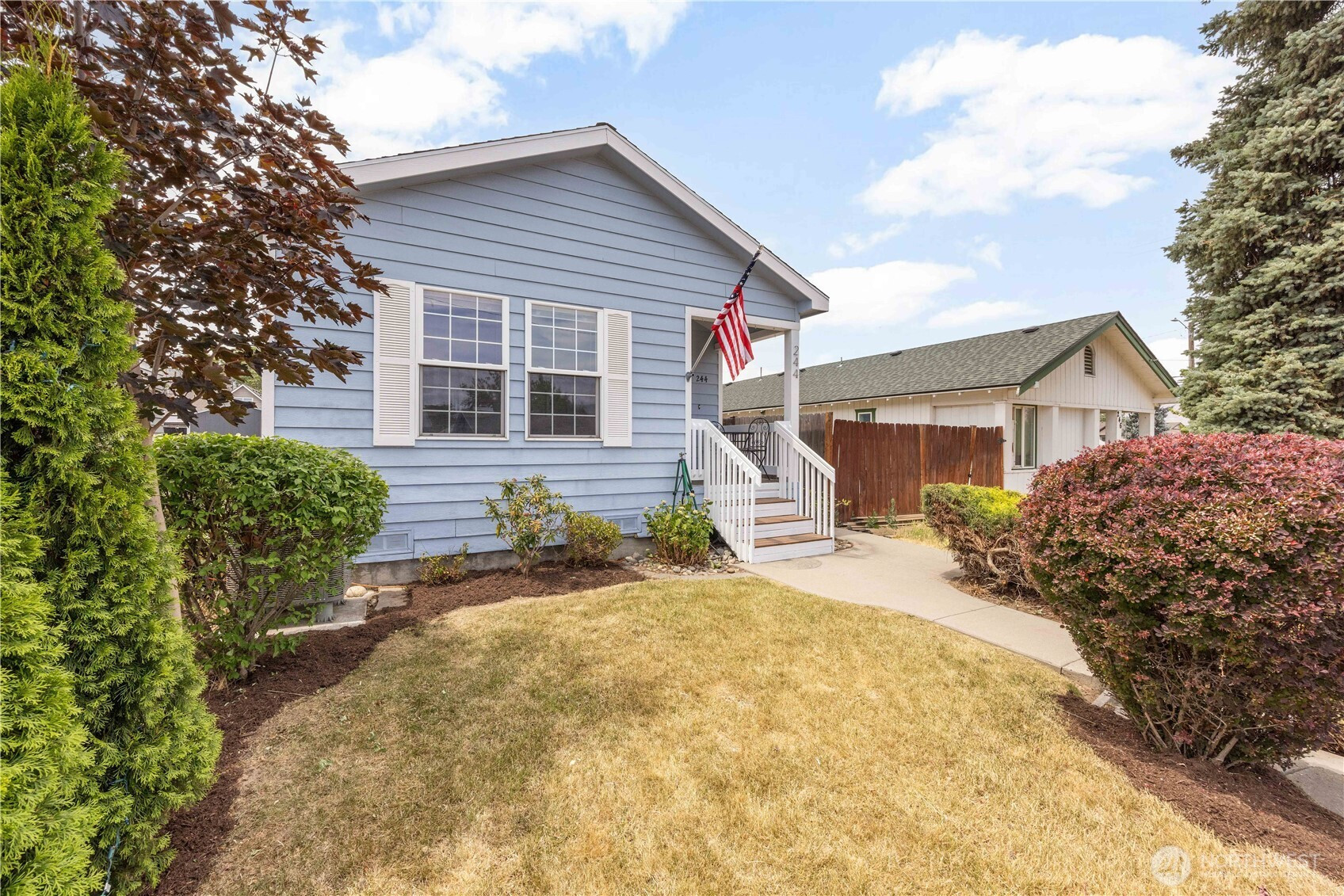 244 N Emerson Avenue, Wenatchee, WA 98801