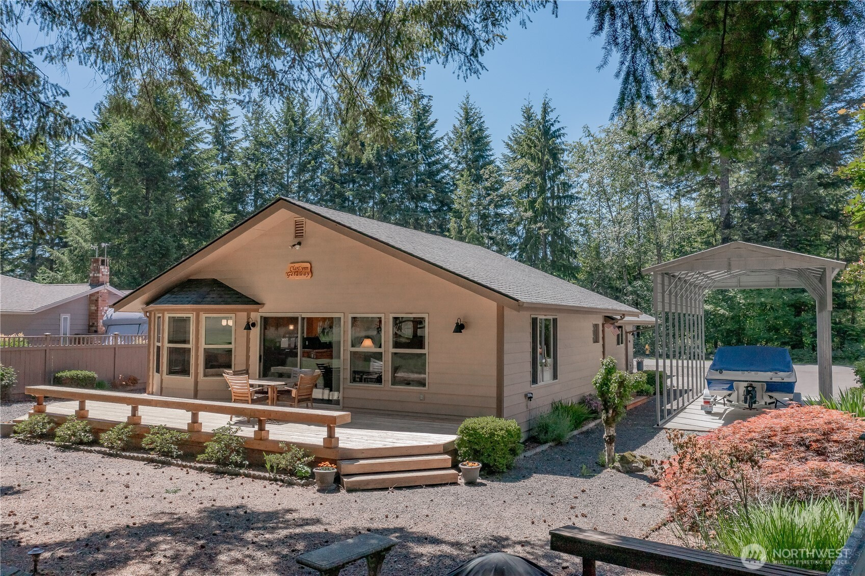 180 N Mount Christie Drive, Hoodsport, WA 98548