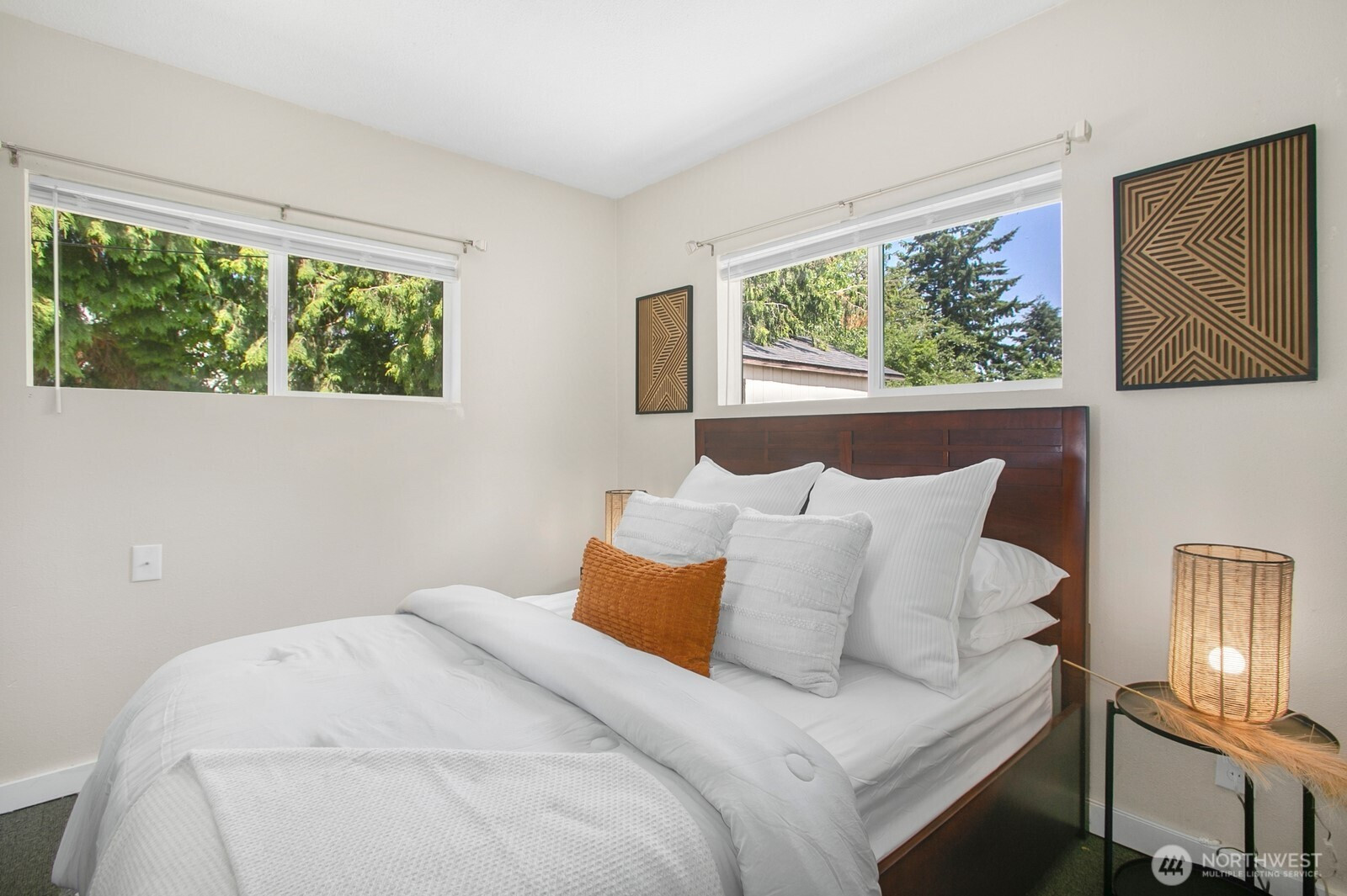 15222 37th Place S, Tukwila, WA 98188