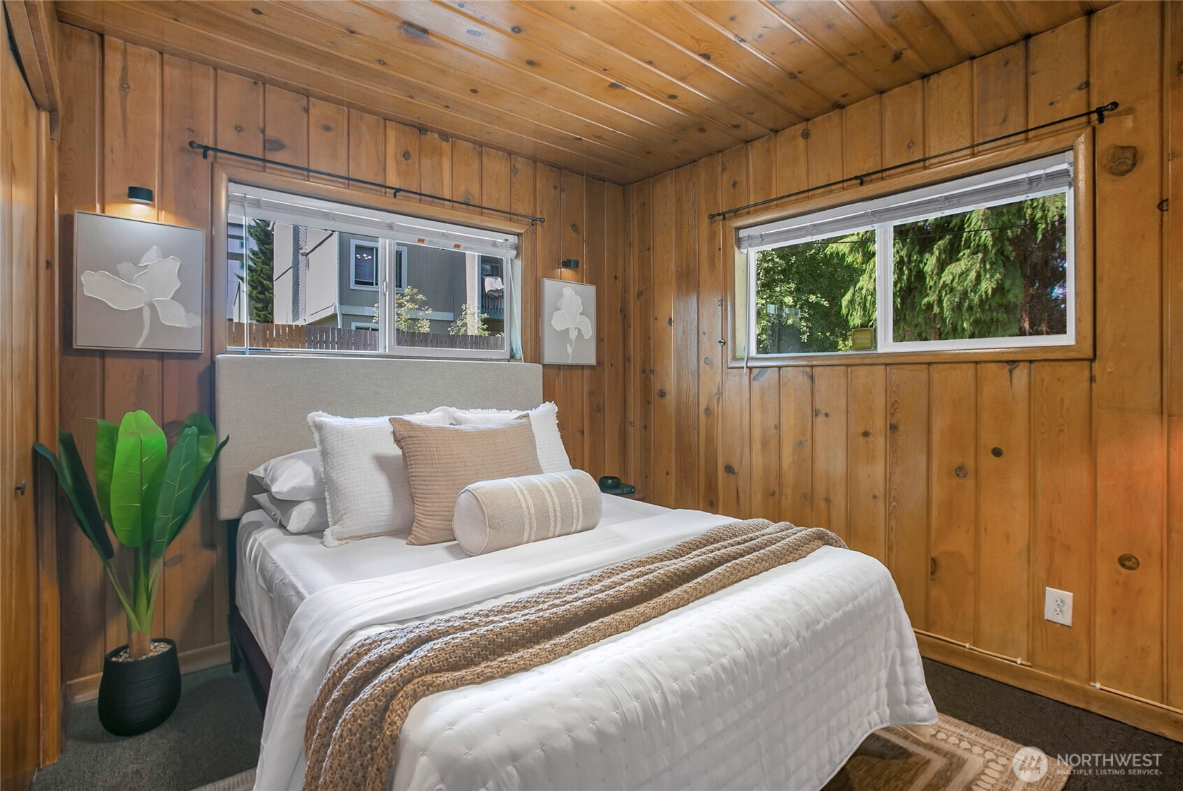 15222 37th Place S, Tukwila, WA 98188