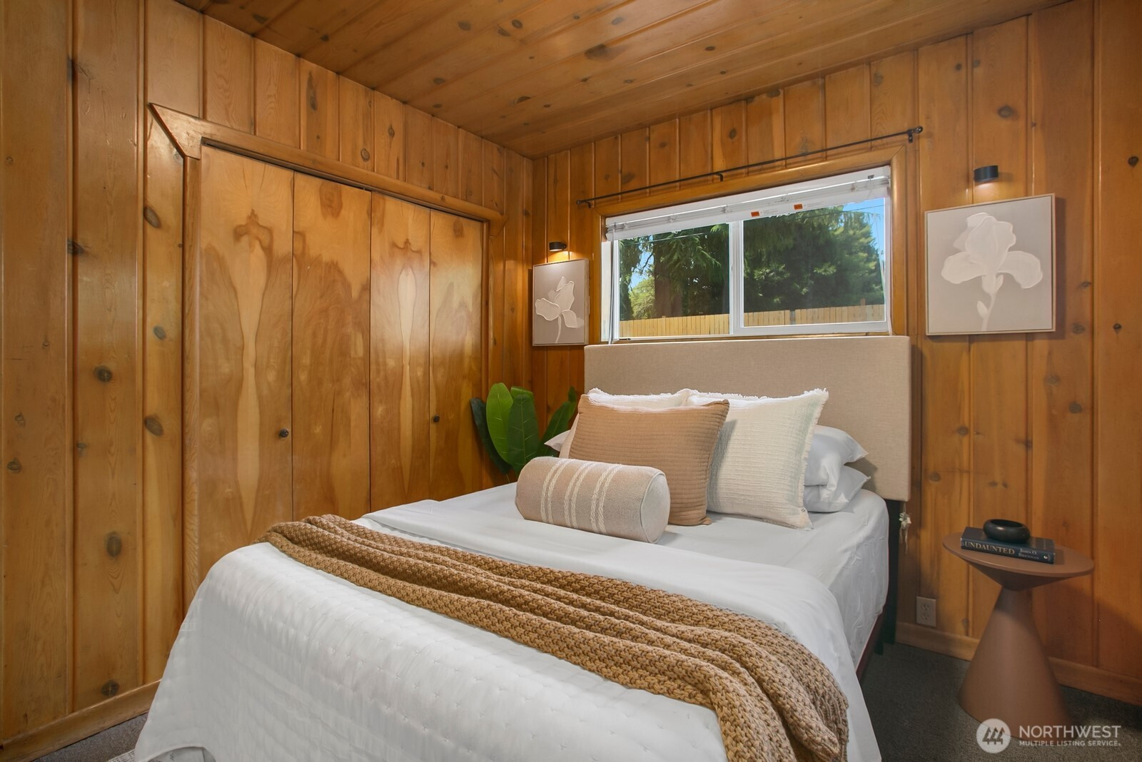 15222 37th Place S, Tukwila, WA 98188