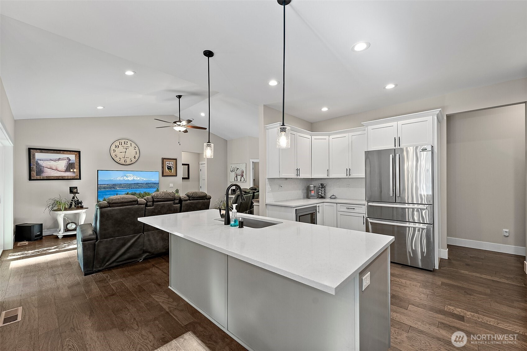 8069 Phillips Road SE, Port Orchard, WA 98367