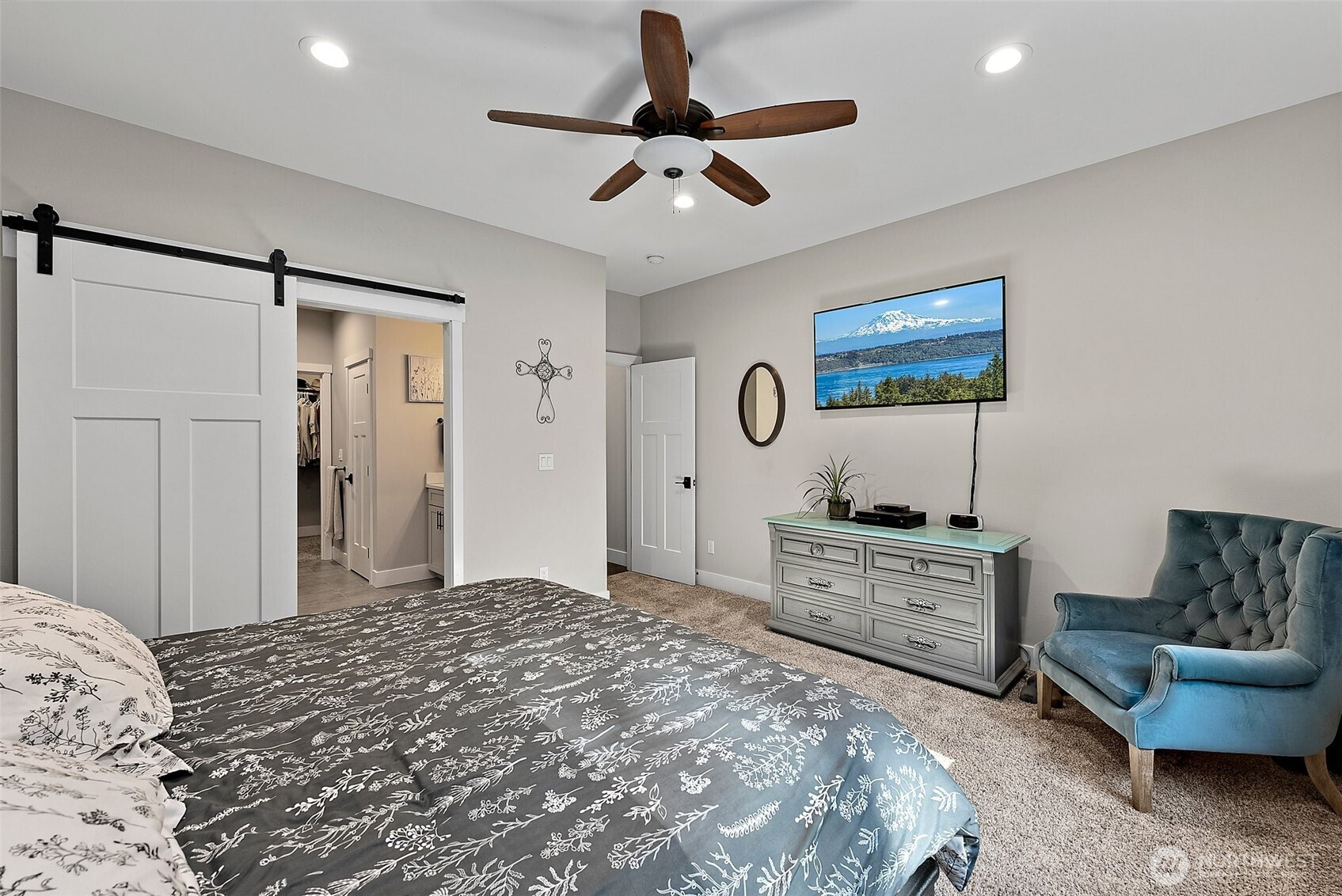 8069 Phillips Road SE, Port Orchard, WA 98367