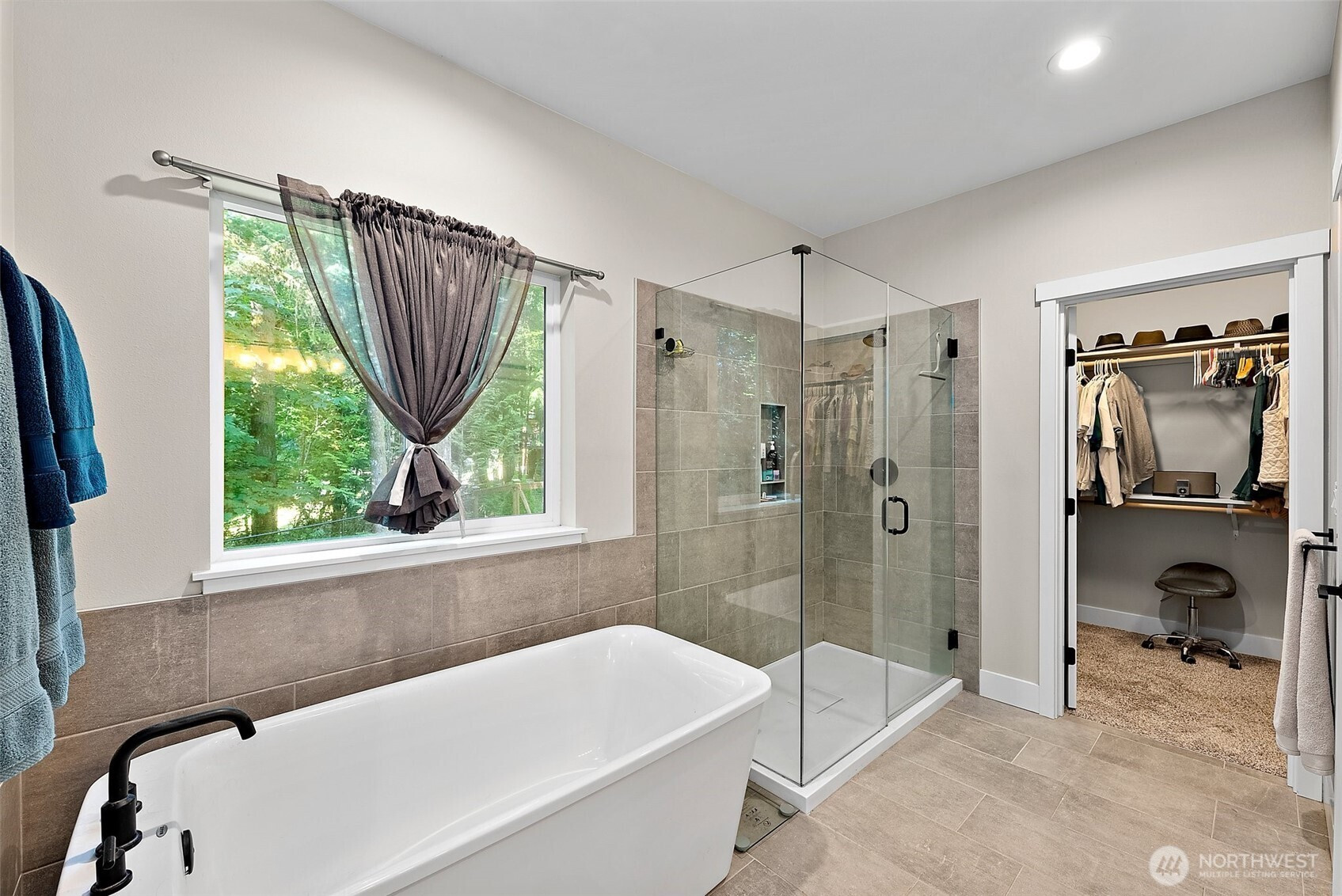 8069 Phillips Road SE, Port Orchard, WA 98367