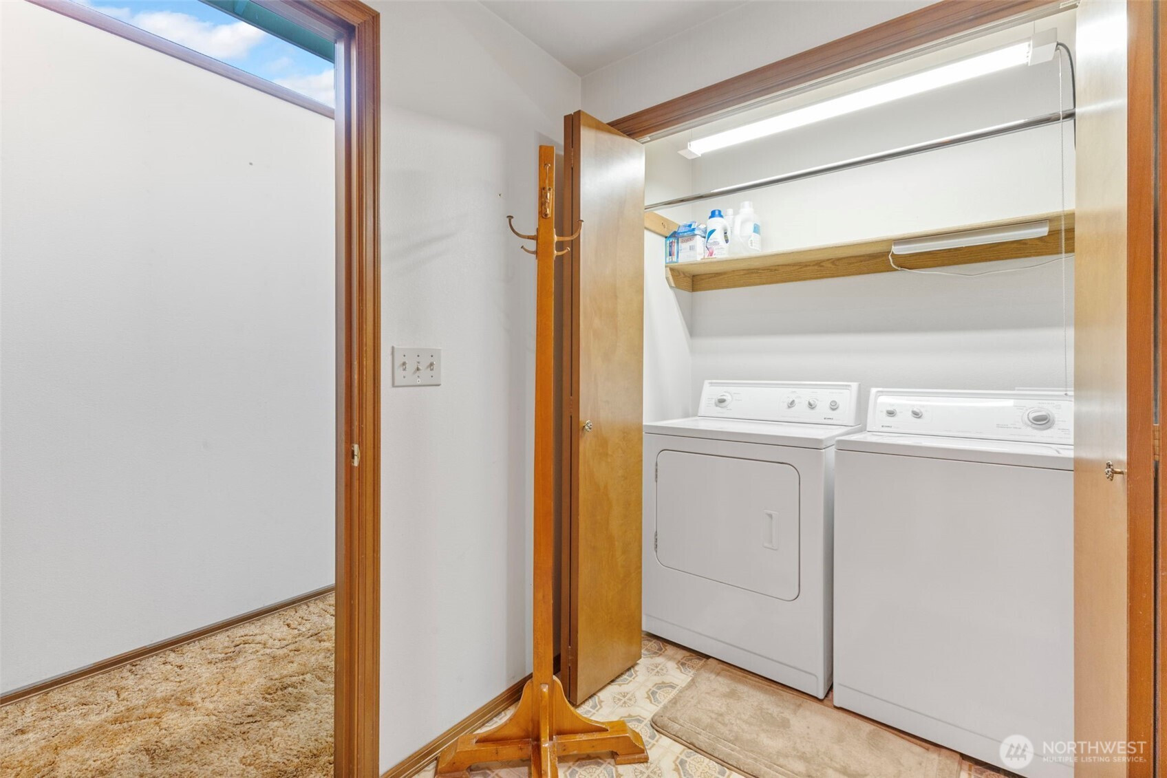 9525 62nd Avenue SE, Olympia, WA 98513