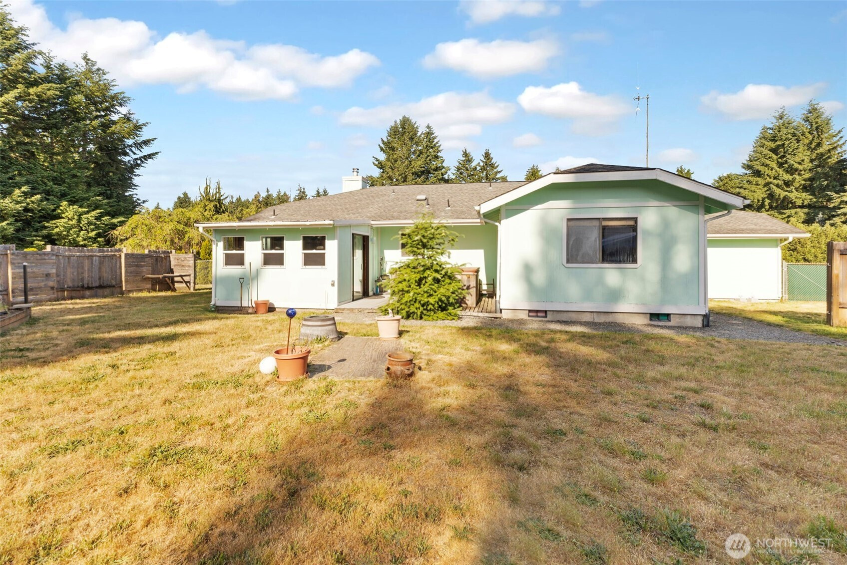 9525 62nd Avenue SE, Olympia, WA 98513