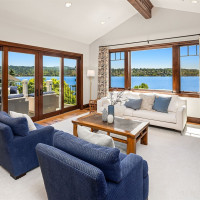 8260 Avalon Drive, Mercer Island, WA 98040