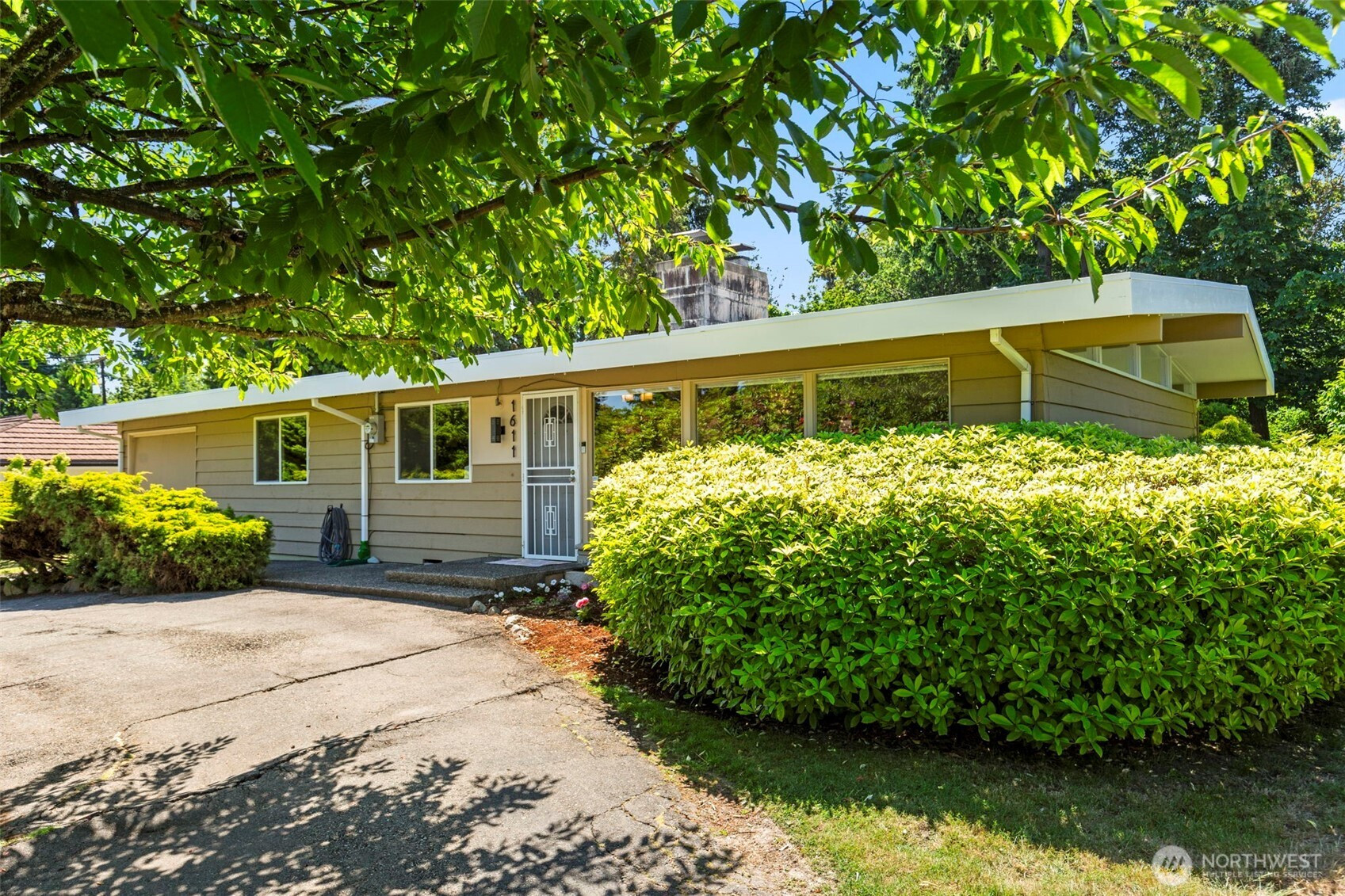 1611 SW 131st Street, Burien, WA 98146