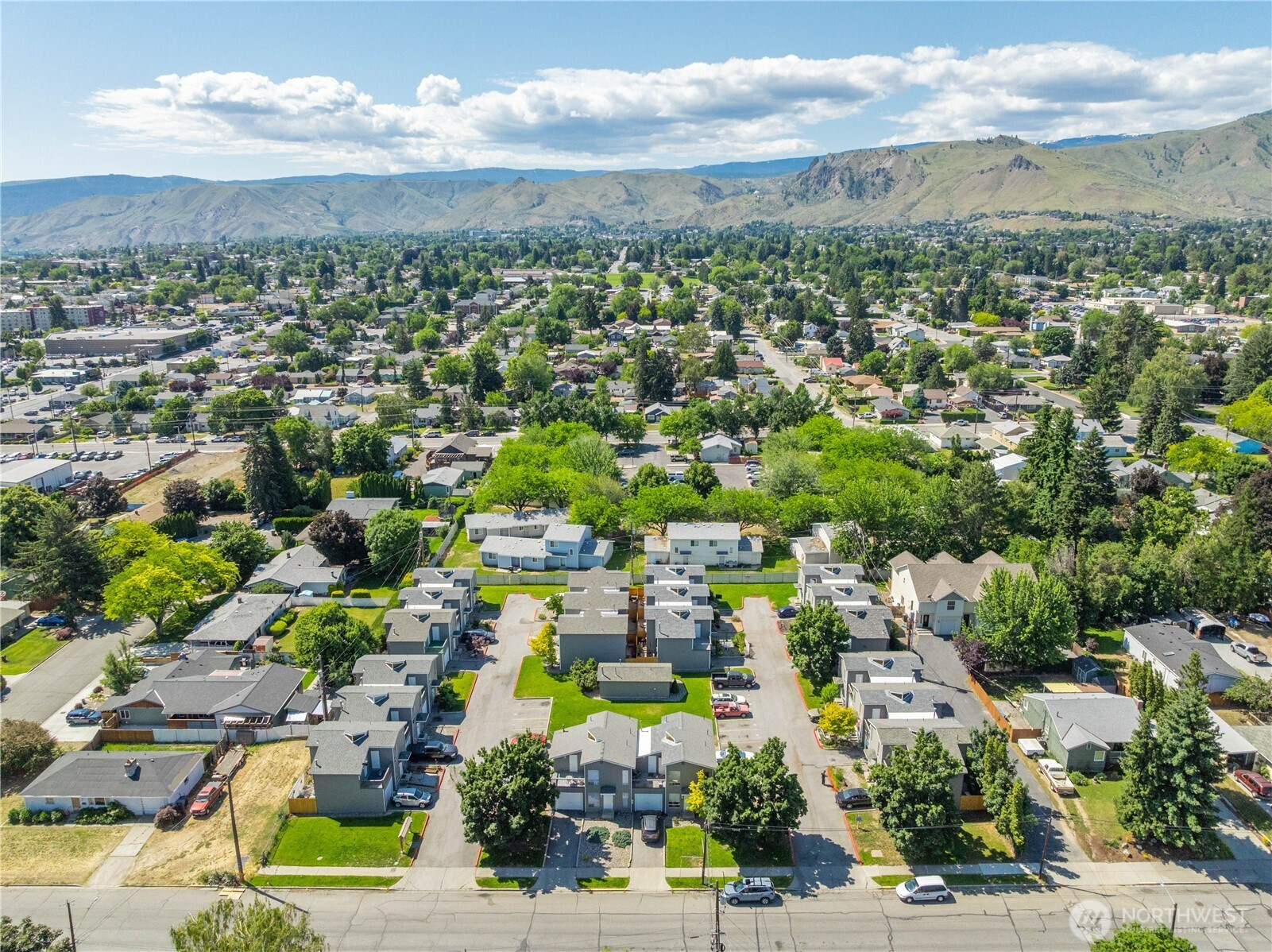1107 Westwood Avenue, Wenatchee, WA 98801
