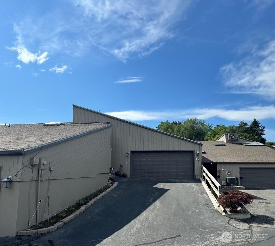 225 NE 19th Street, East Wenatchee, WA 98802