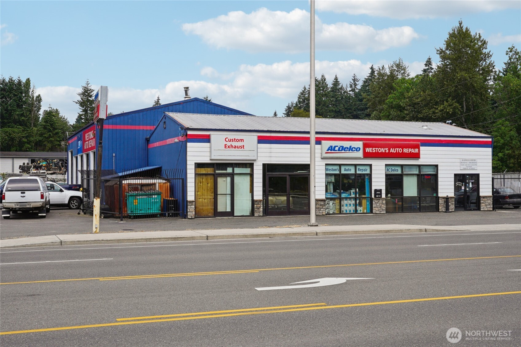 8808 Canyon Road E, Puyallup, WA 98371