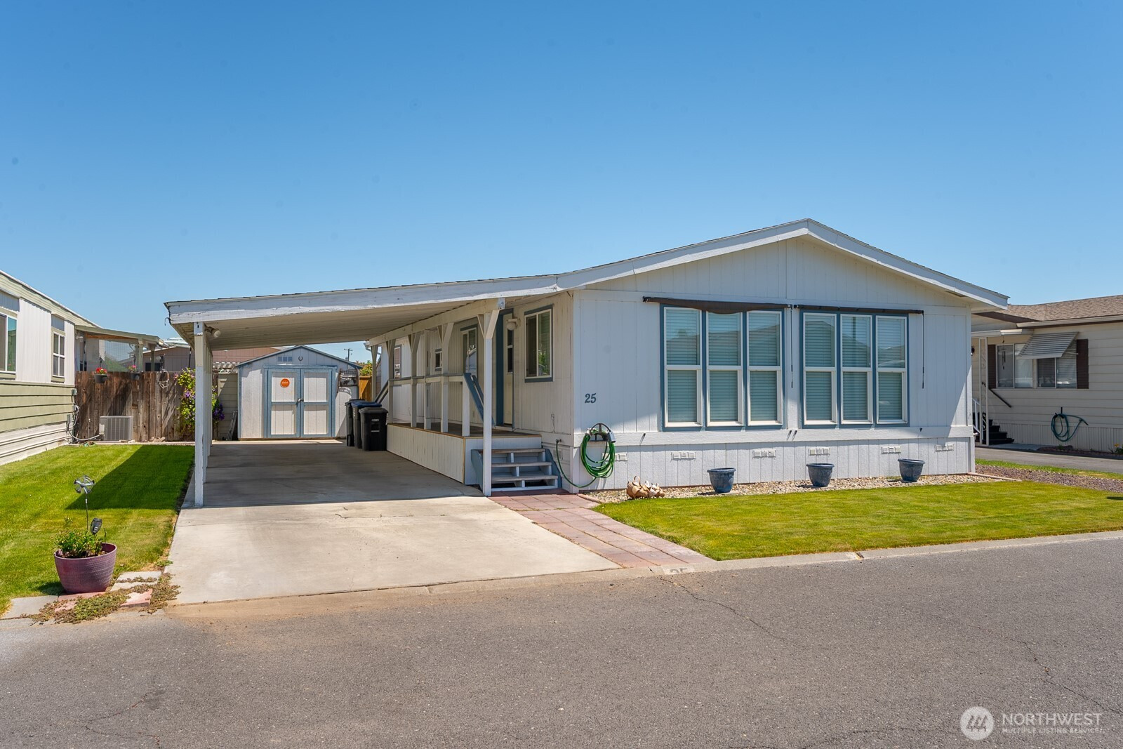 2240 W Broadway Ave, Moses Lake, WA 98837